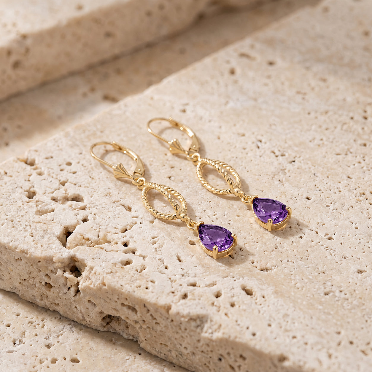 Yellow Gold Heritage Earrings Amethyst 10K — Carolina