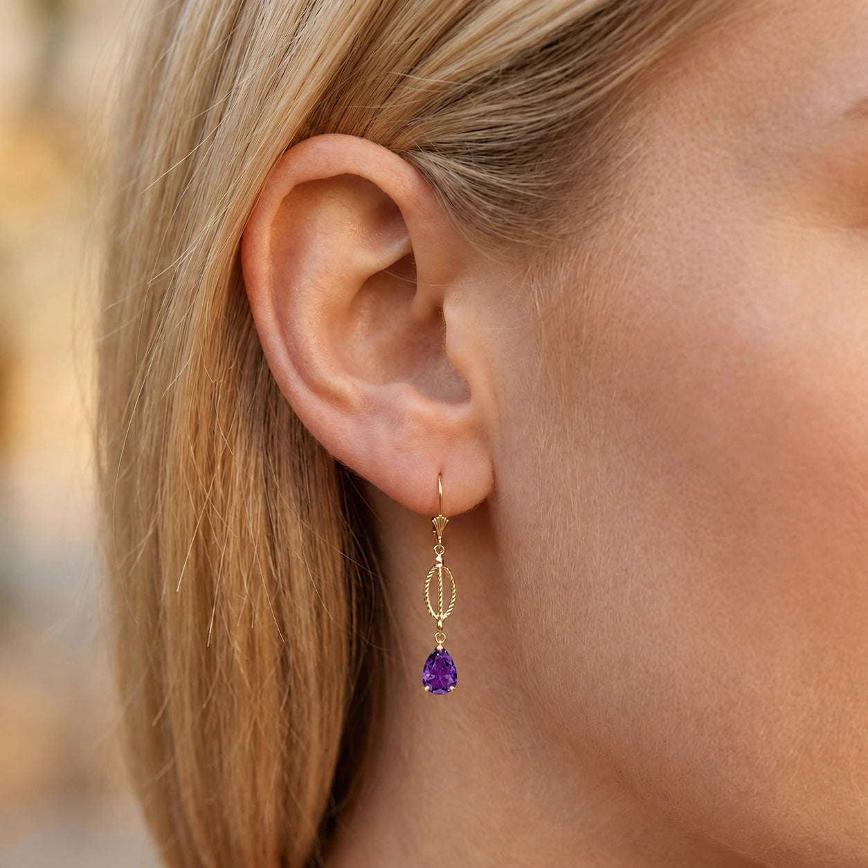 Yellow Gold Heritage Earrings Amethyst 10K — Carolina