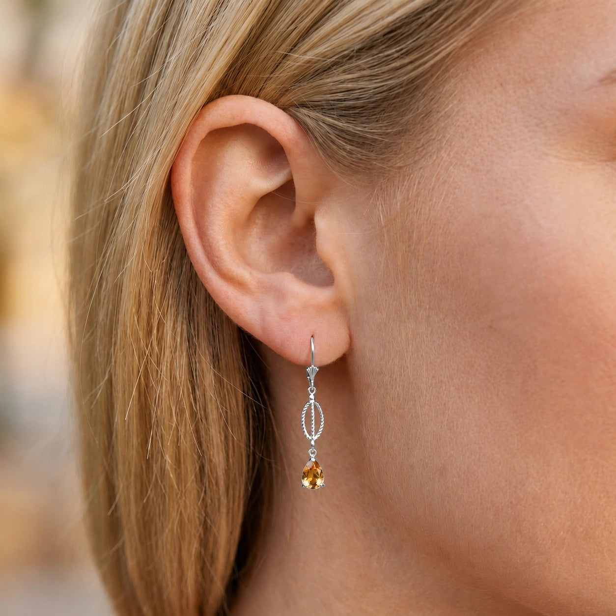 White Gold Heritage Earrings Citrine 10K — Carolina