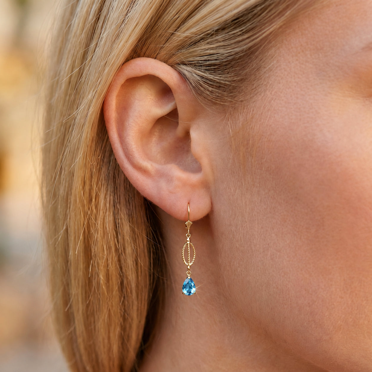 Yellow Gold Heritage Earrings Peridot 10K — Carolina