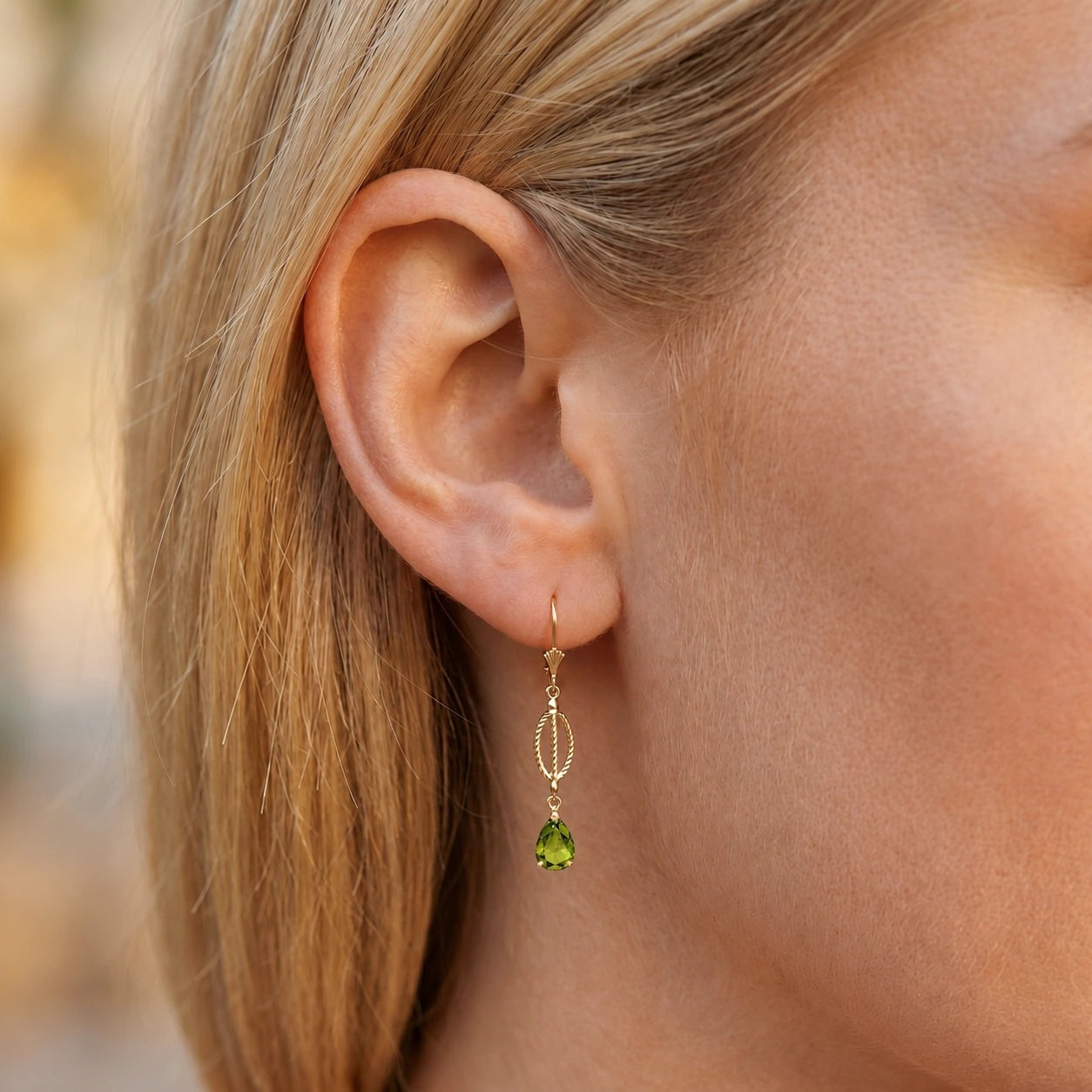 Yellow Gold Heritage Earrings Peridot 10K — Carolina