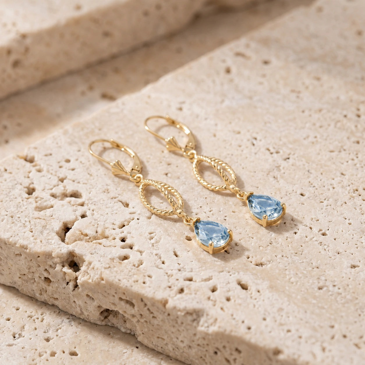 Yellow Gold Heritage Earrings Aquamarine 10K — Carolina