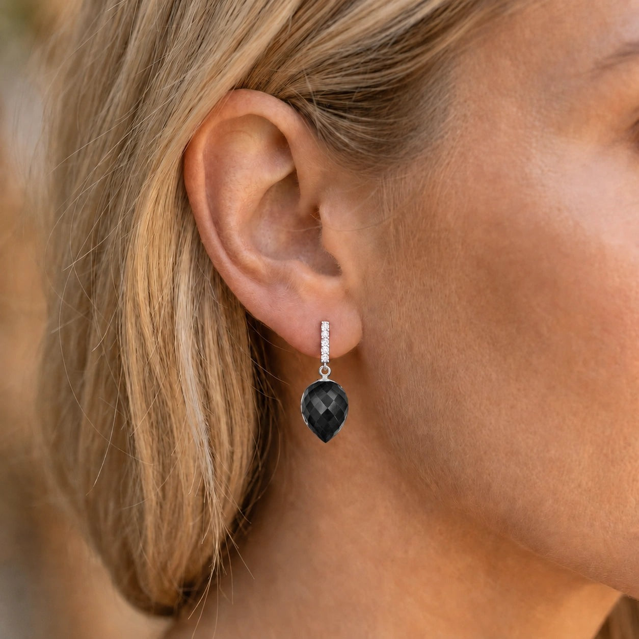 White Gold Earrings Spinel 10K — Gina