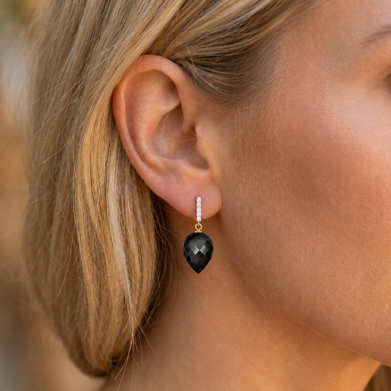 Yellow Gold Earrings Sapphire 10K — Gina