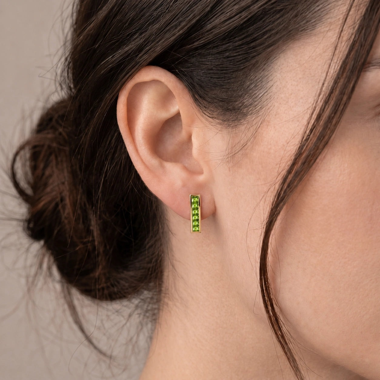 Yellow Gold Bloom Earrings Peridot 10K — Paola
