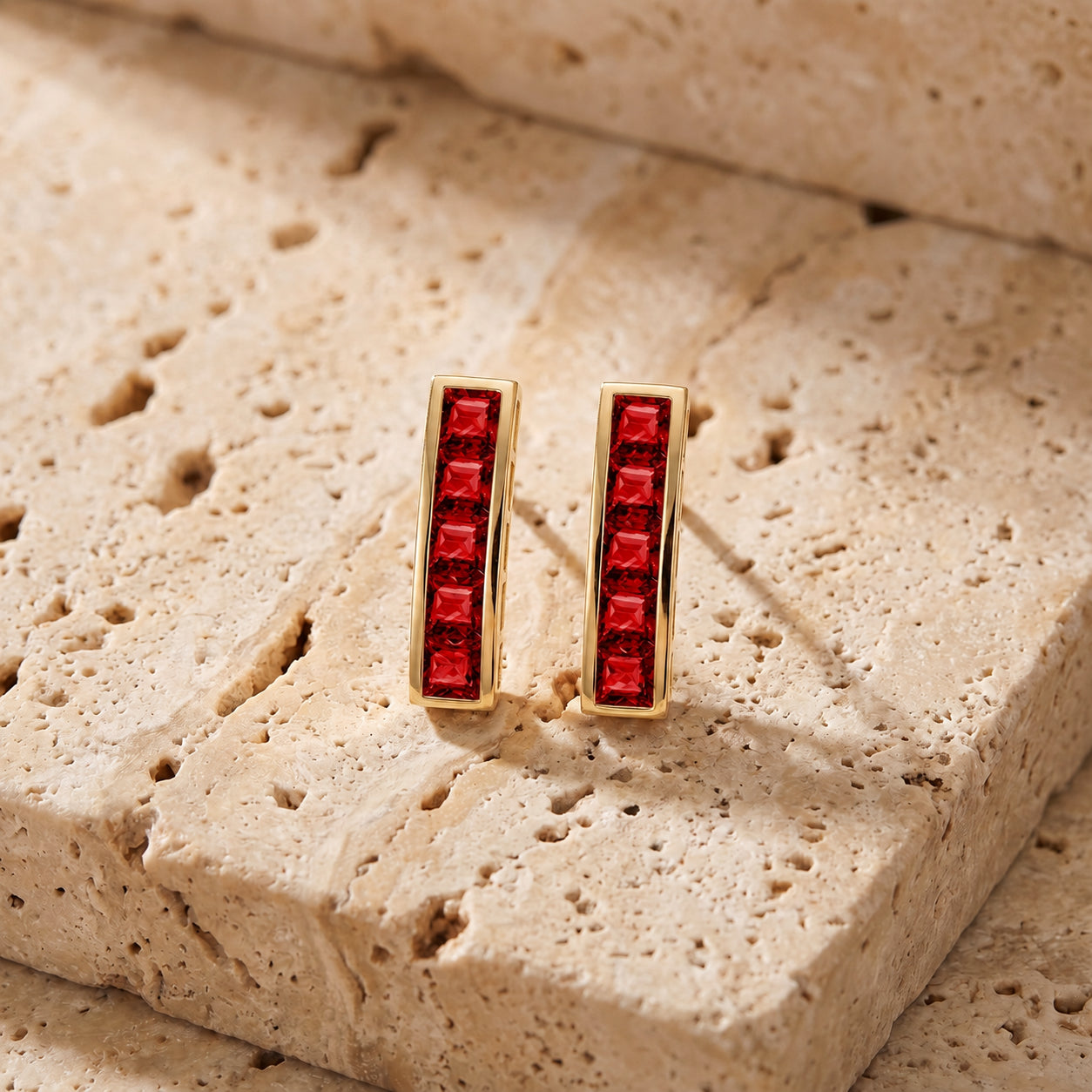Yellow Gold Bloom Earrings Garnet 10K — Paola
