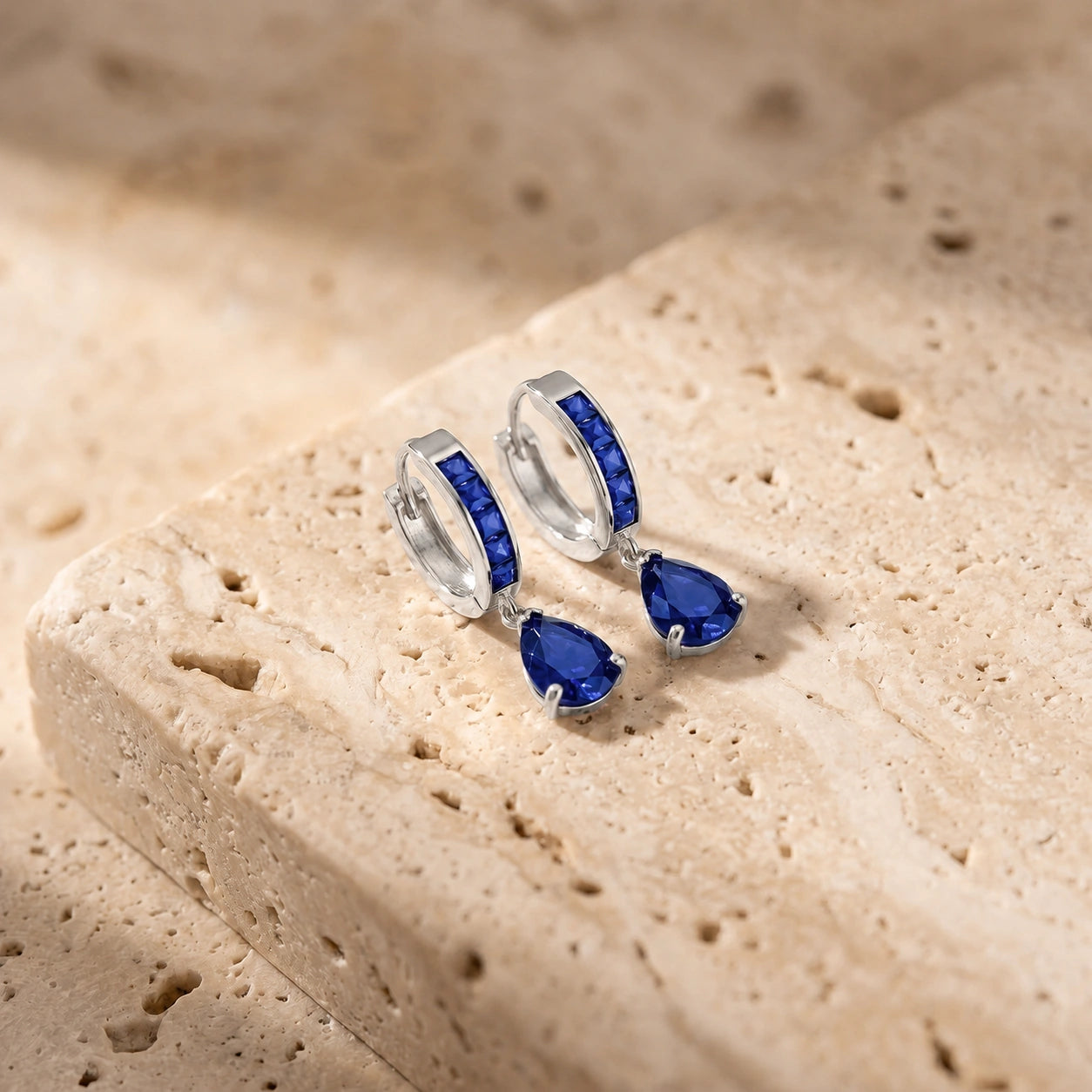 White Gold Sapphire — Mariacalogera