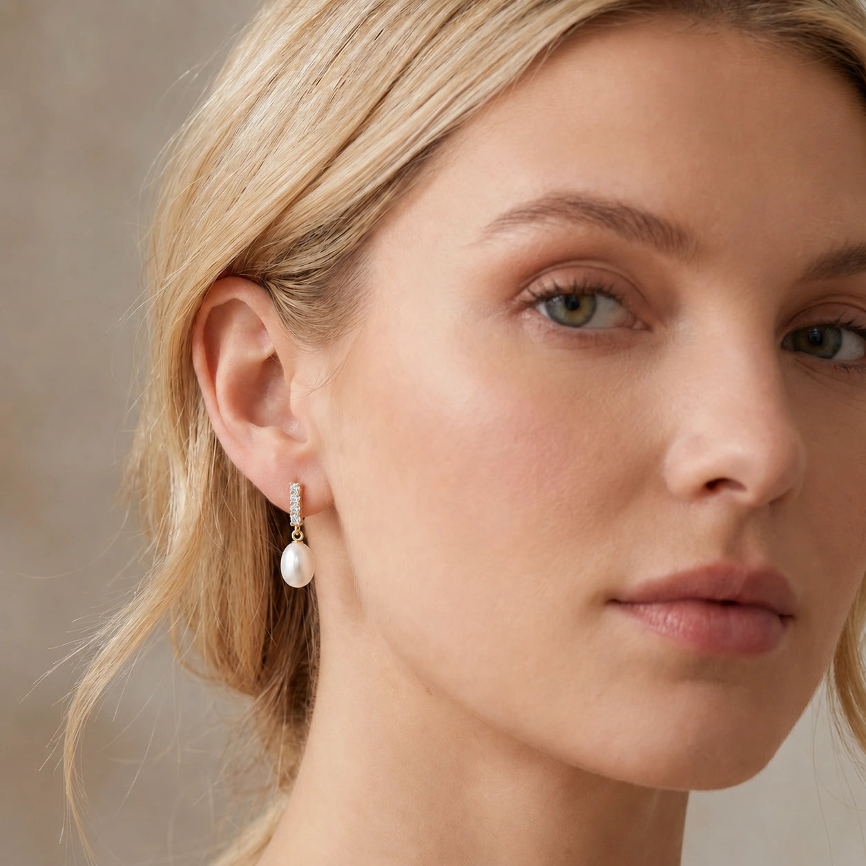 Yellow Gold Diamond & Pearl — Mariacamelia