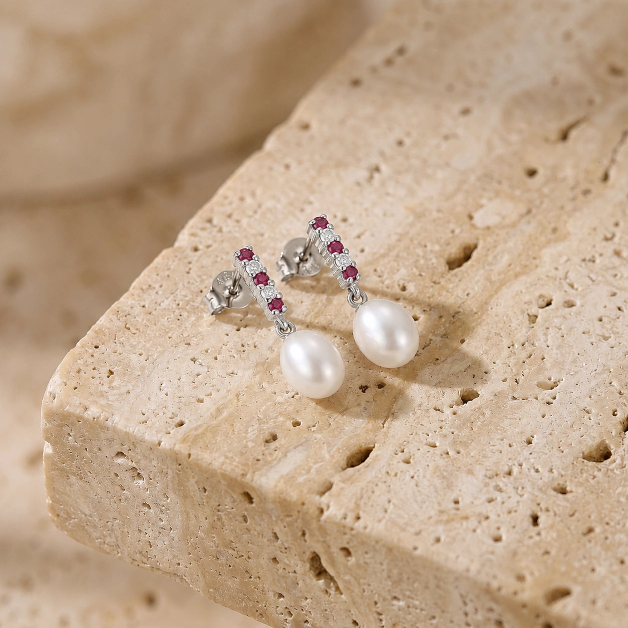 White Gold Pearl & Diamond & Ruby — Mariacamelia
