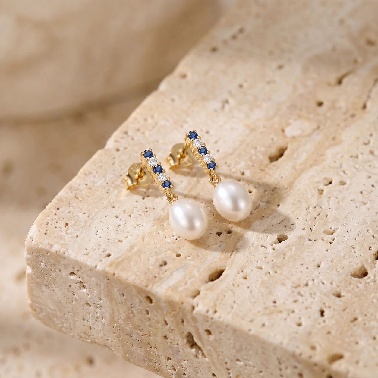 Yellow Gold Pearl — Mariacamelia