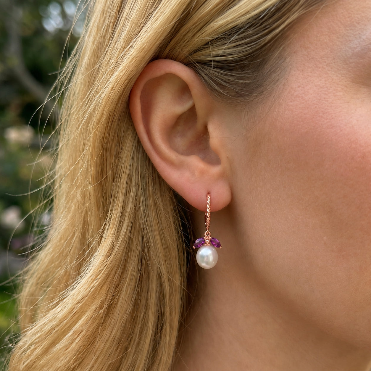Rose Gold Leverback Earrings Peridot 10K — Argentina