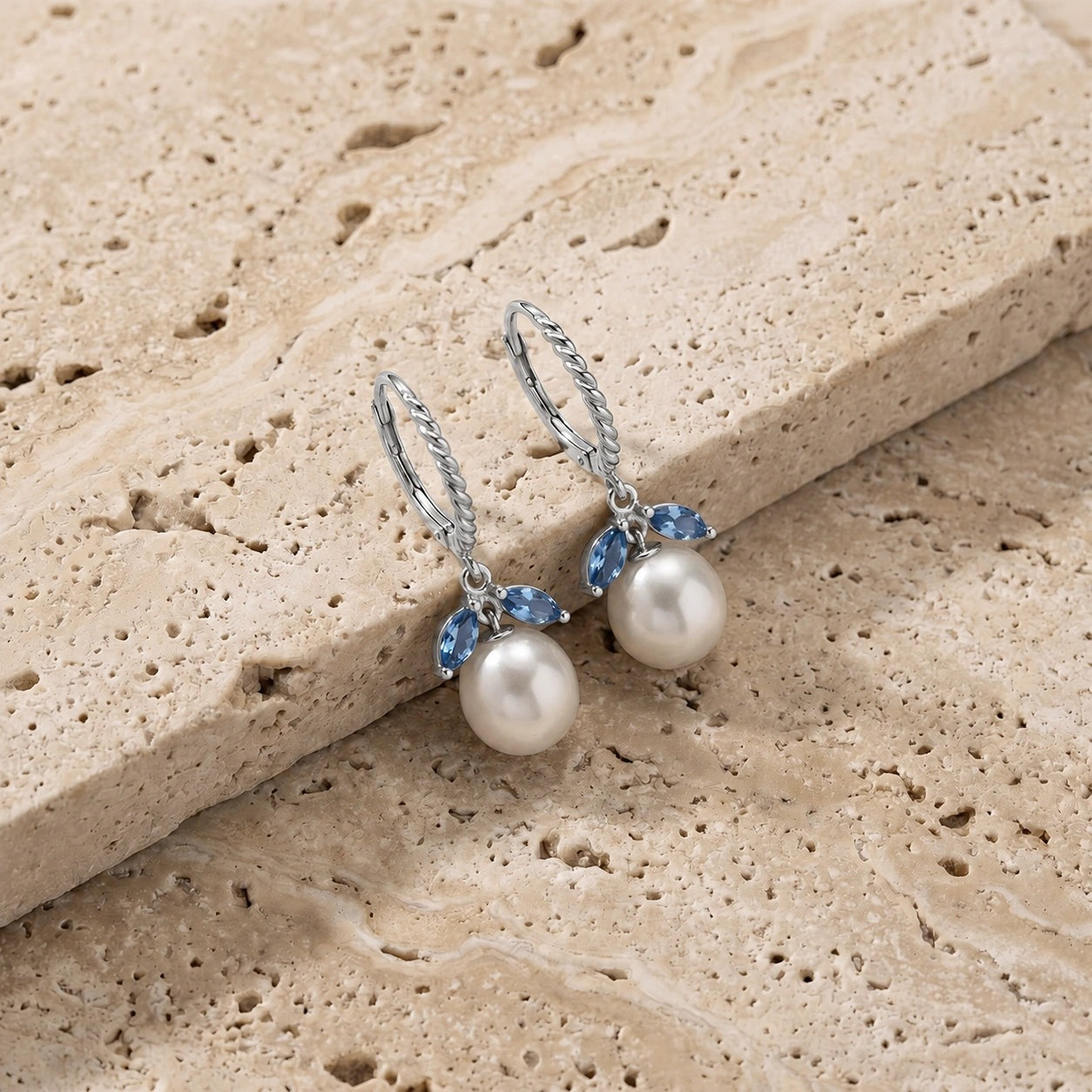 White Gold Leverback Earrings Blue Topaz 10K — Argentina