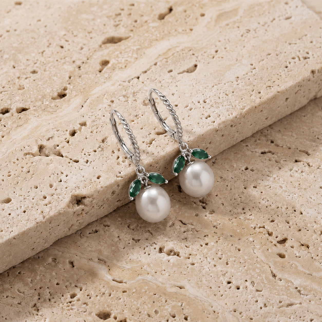White Gold Leverback Earrings Citrine 10K — Argentina