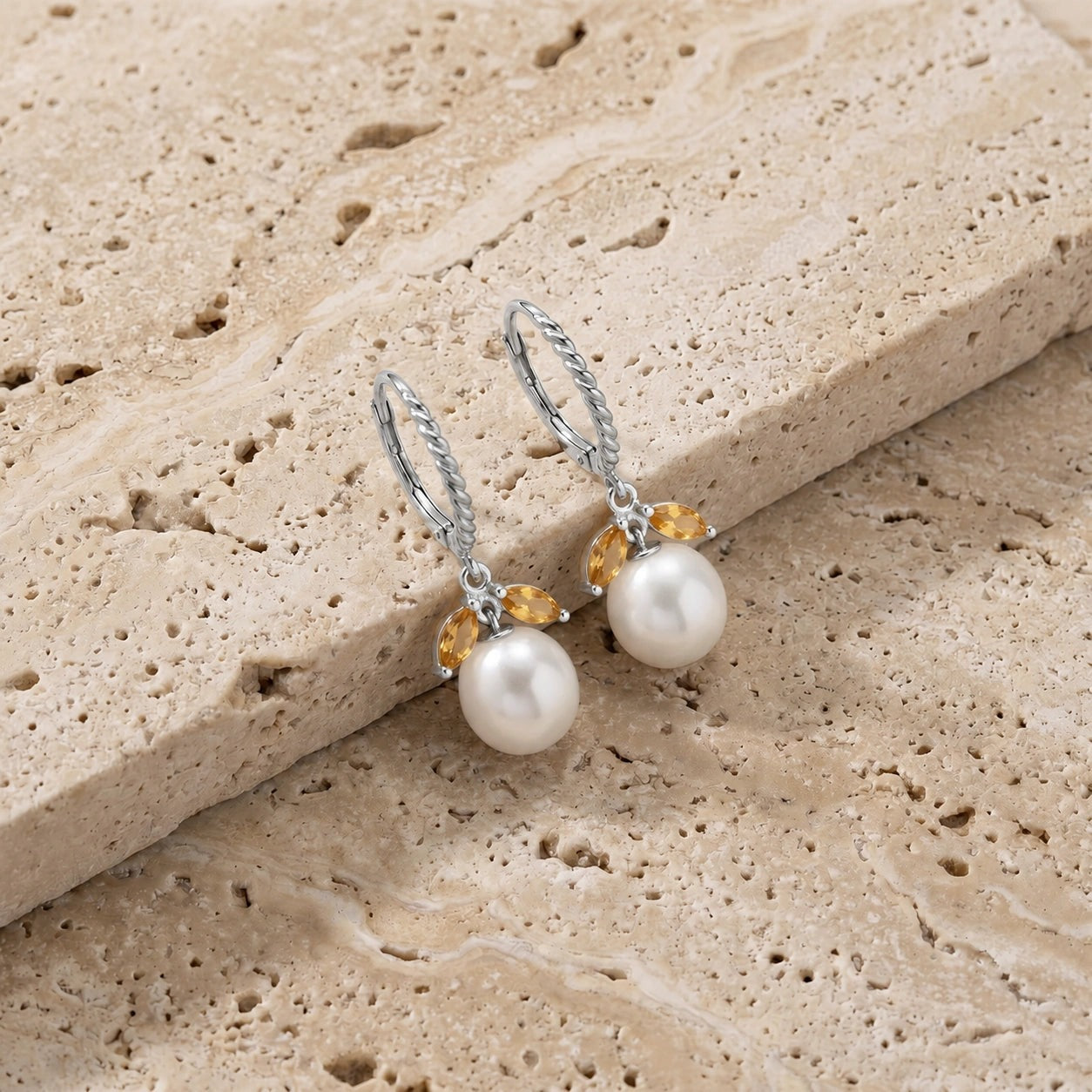 White Gold Leverback Earrings Citrine 10K — Argentina