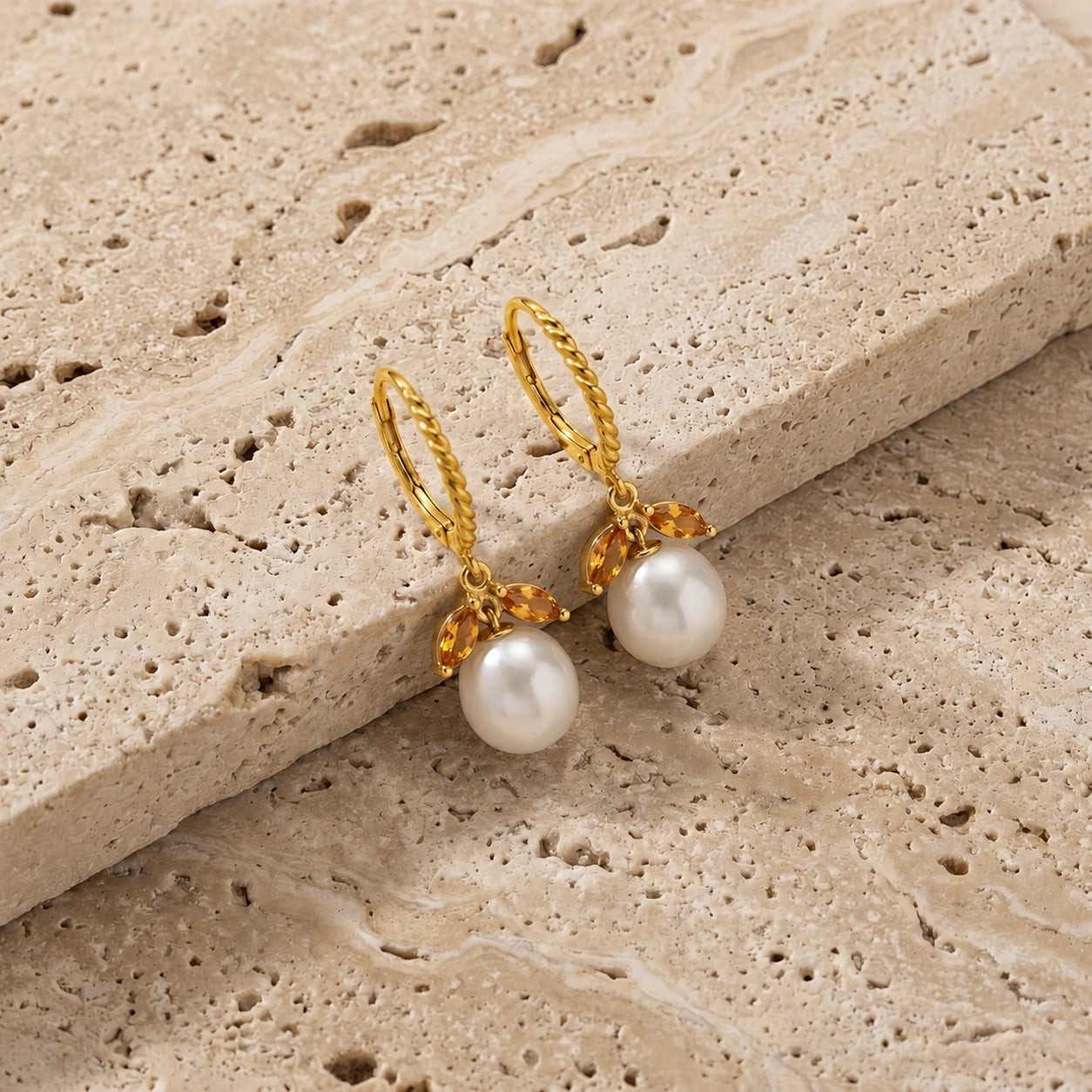 Yellow Gold Leverback Earrings Citrine 10K — Argentina