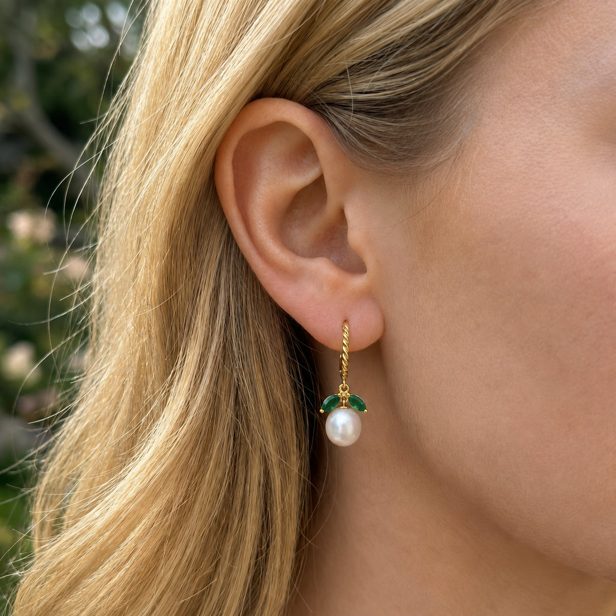 Yellow Gold Leverback Earrings Citrine 10K — Argentina