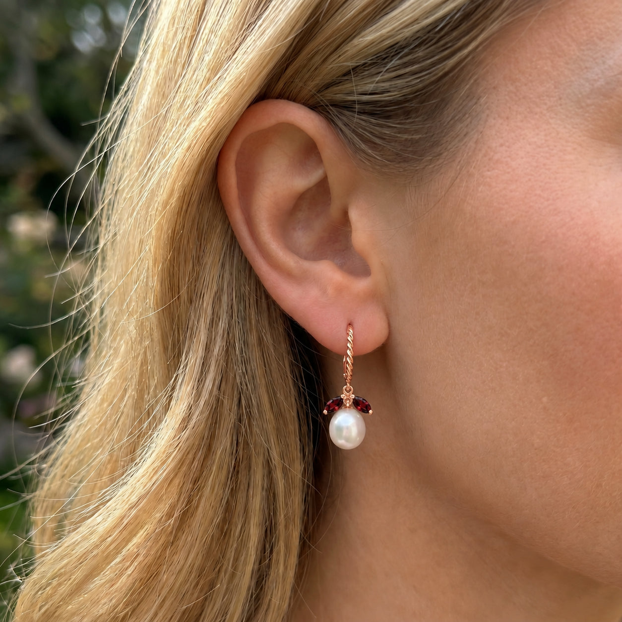 Rose Gold Leverback Earrings Amethyst 10K — Argentina