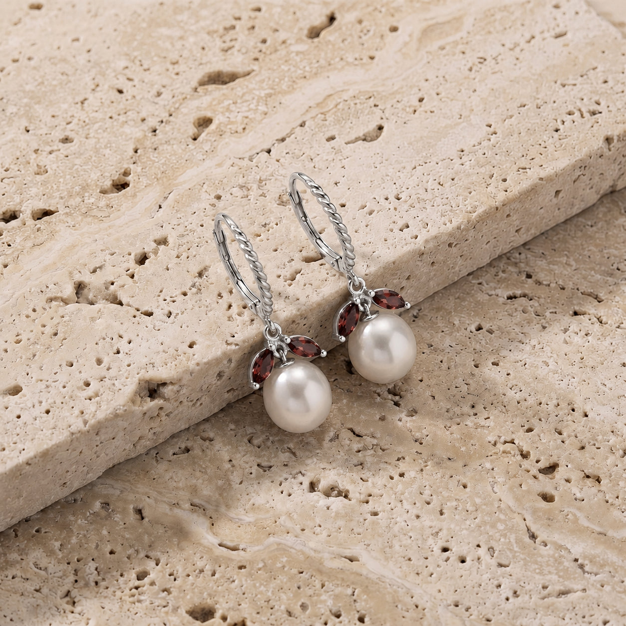 White Gold Leverback Earrings Amethyst 10K — Argentina