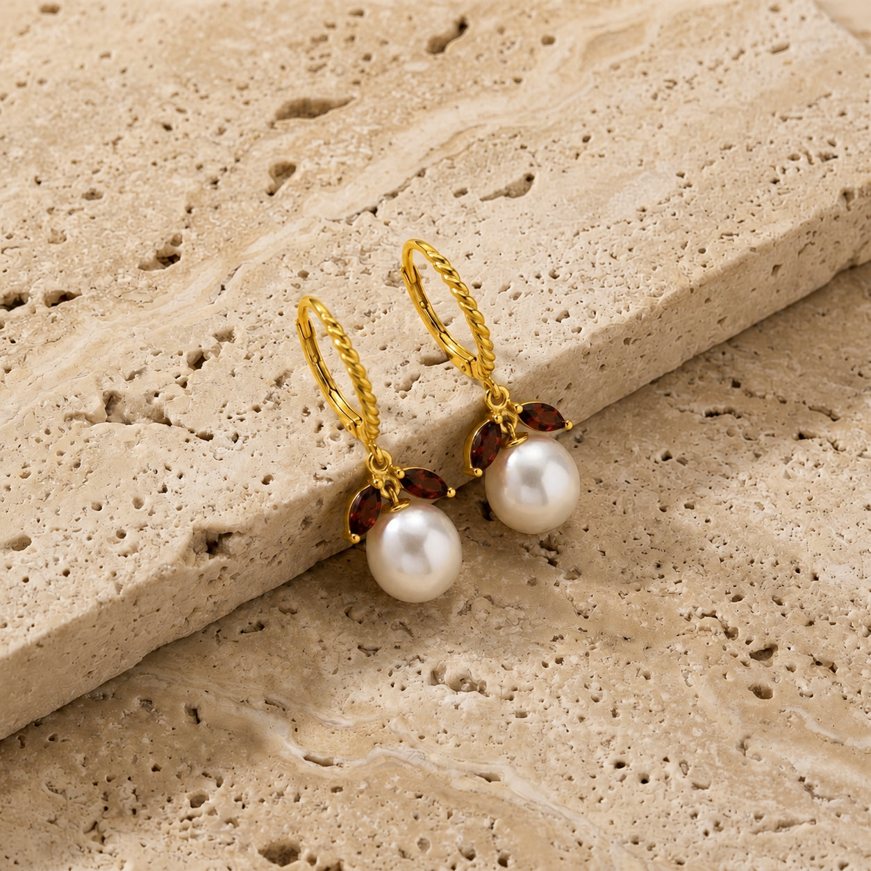 Yellow Gold Leverback Earrings Amethyst 10K — Argentina