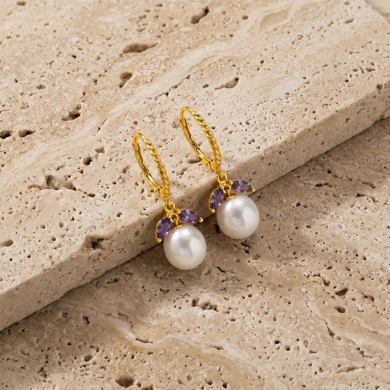 Yellow Gold Leverback Earrings Amethyst 10K — Argentina