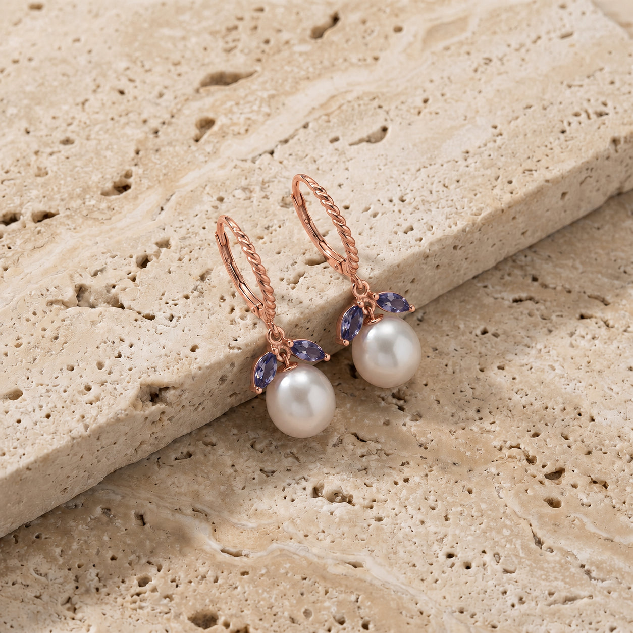 Rose Gold Leverback Earrings Emerald 10K — Argentina