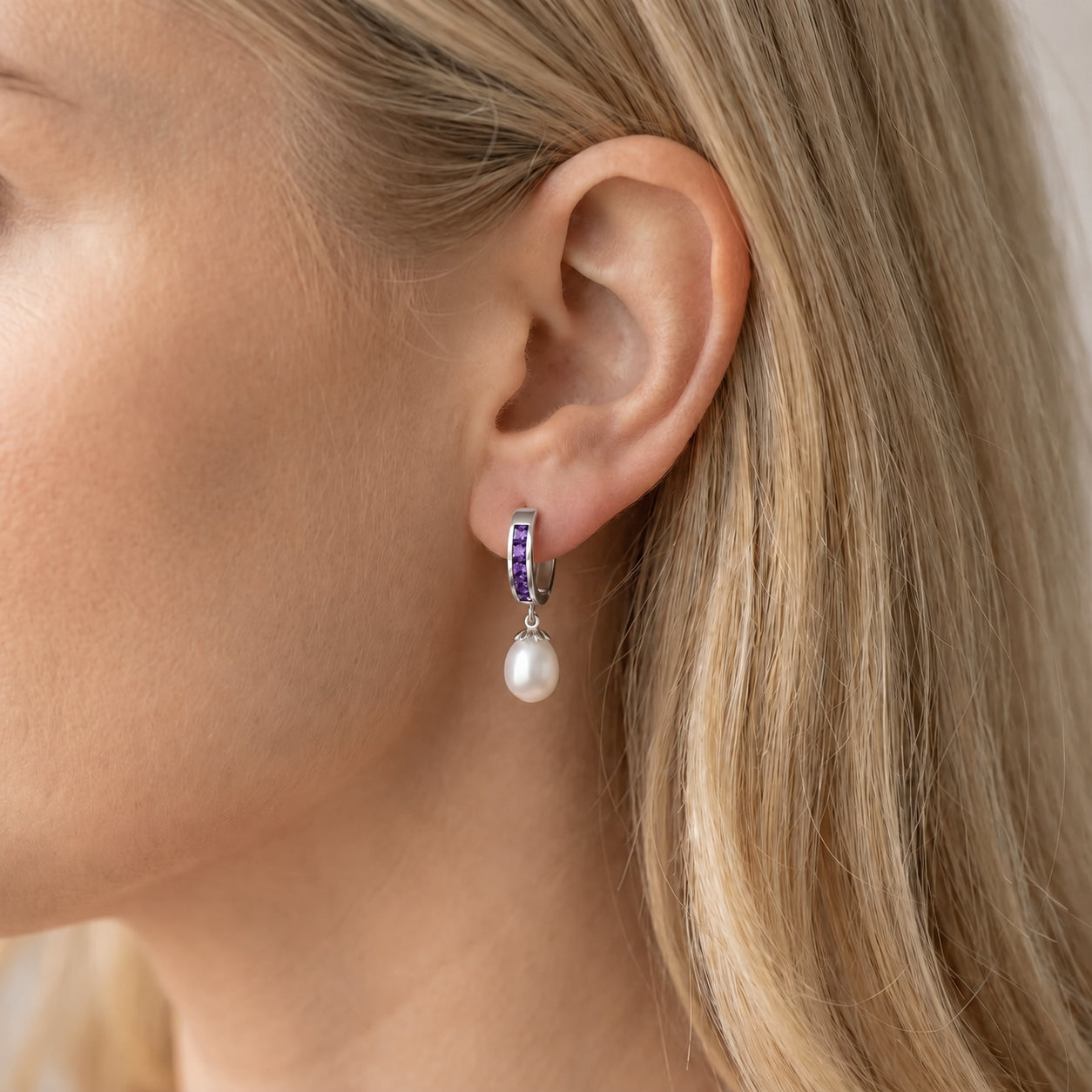 White Gold Bloom Earrings Pearl 10K — Battistina
