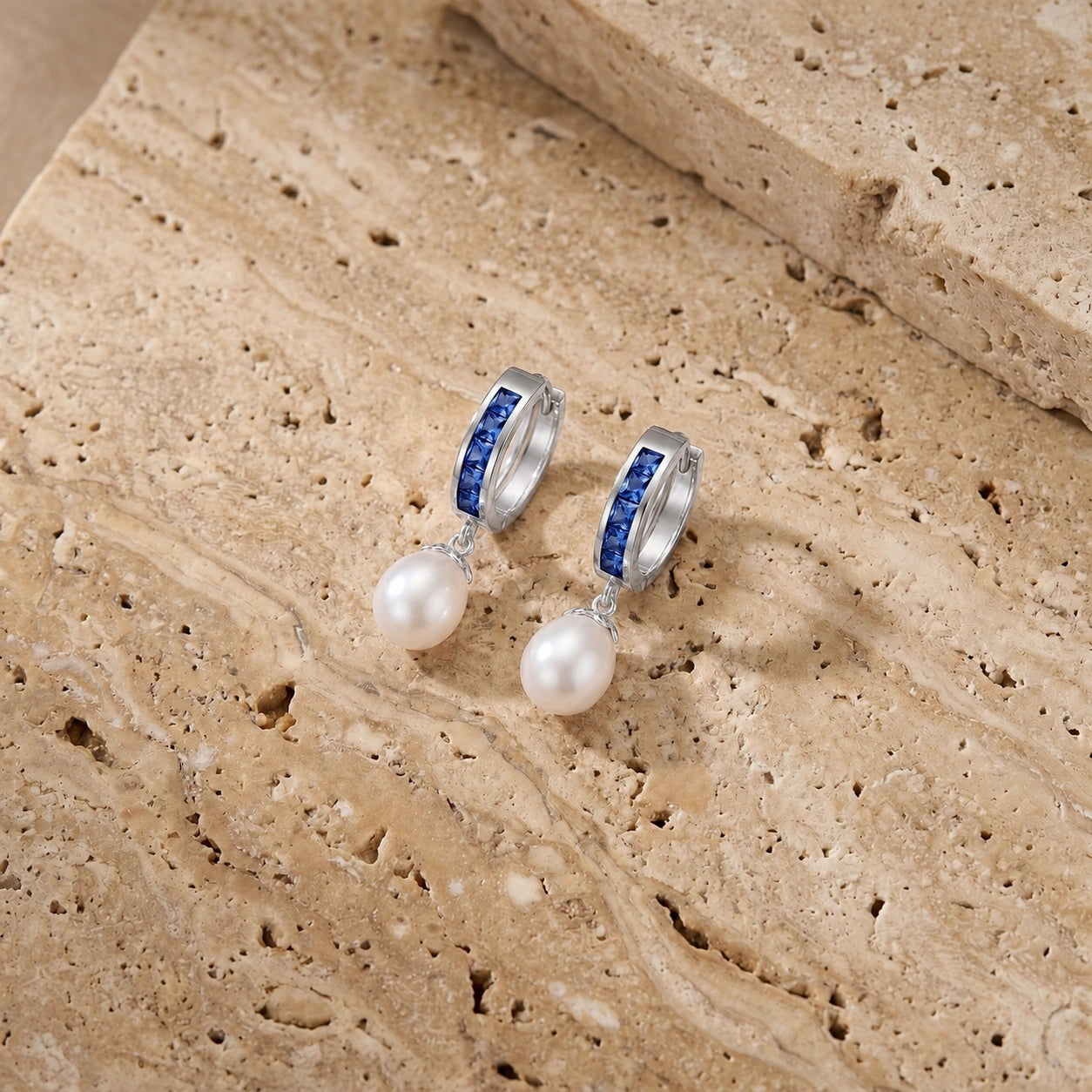 White Gold Bloom Earrings Sapphire 10K — Battistina