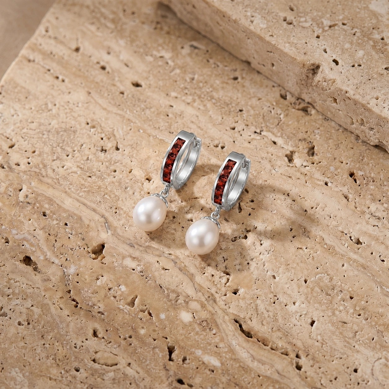 White Gold Bloom Earrings Garnet 10K — Battistina
