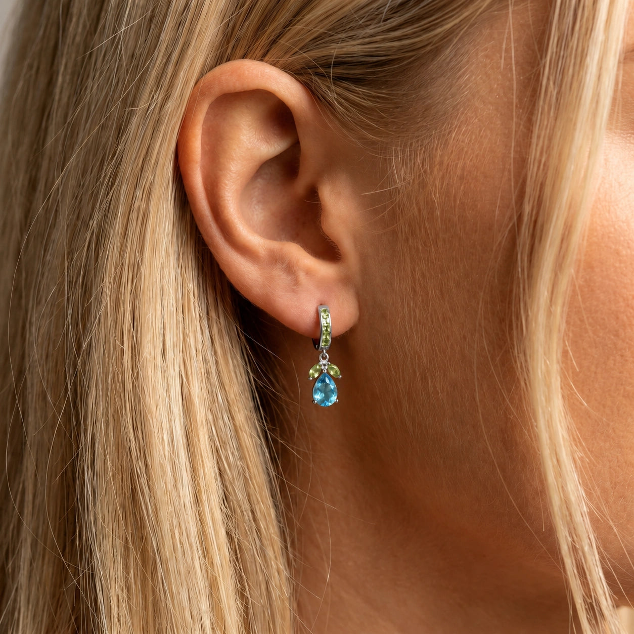 White Gold Blue Topaz & Peridot — Mariacecilia