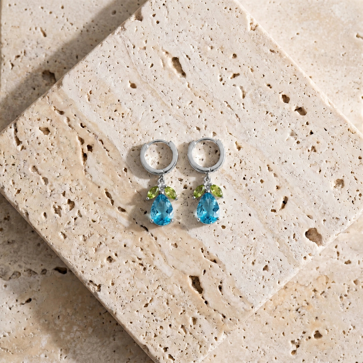White Gold Peridot & Blue Topaz — Mariacecilia