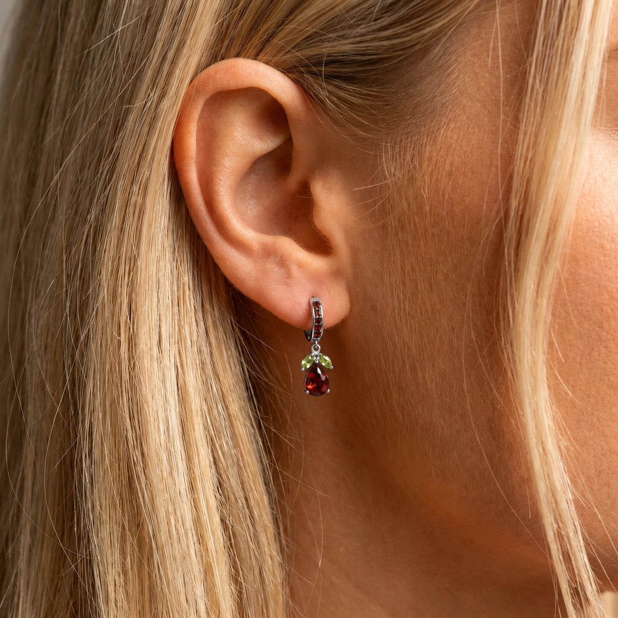 White Gold Peridot & Garnet — Mariacecilia