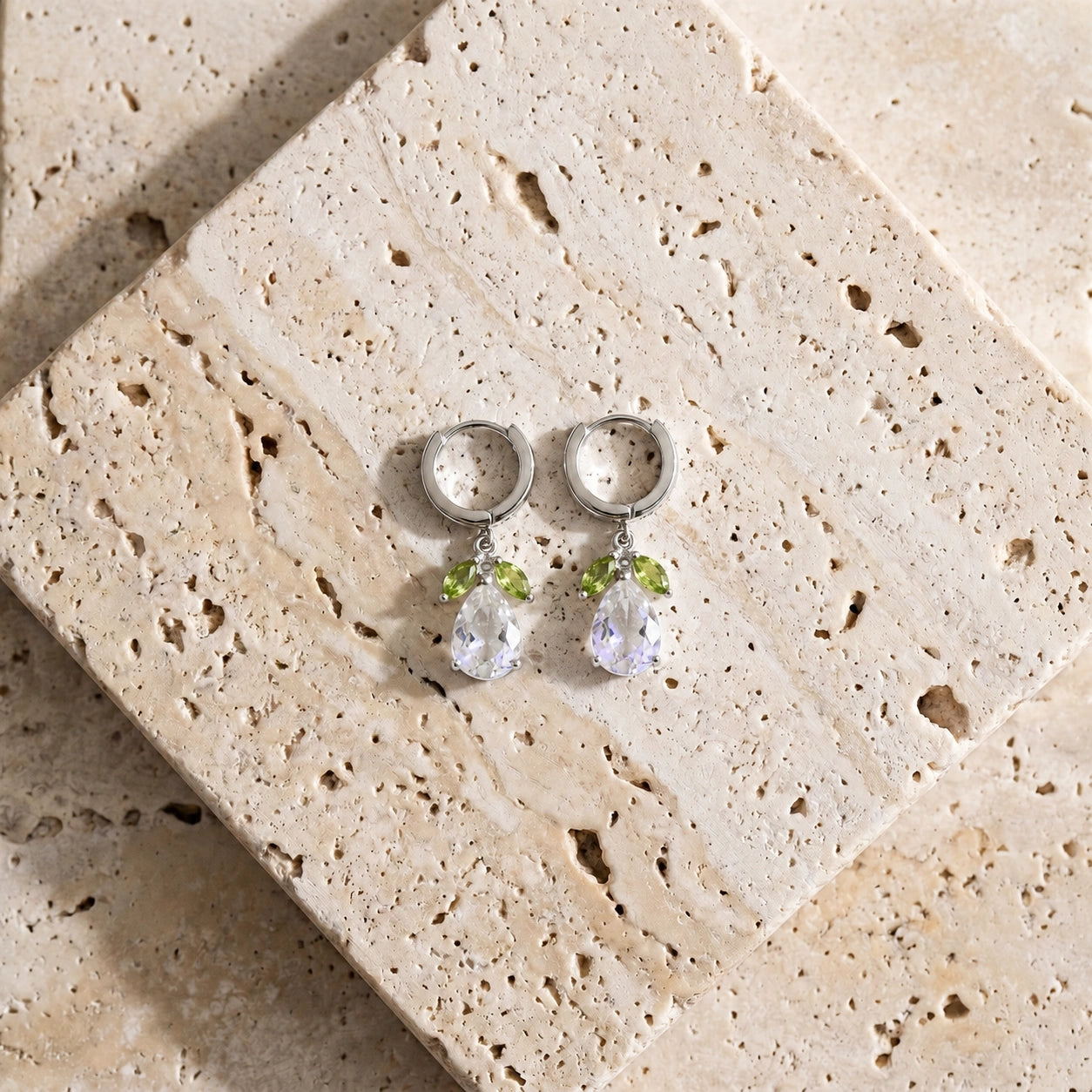 White Gold White Topaz & Peridot — Mariacecilia