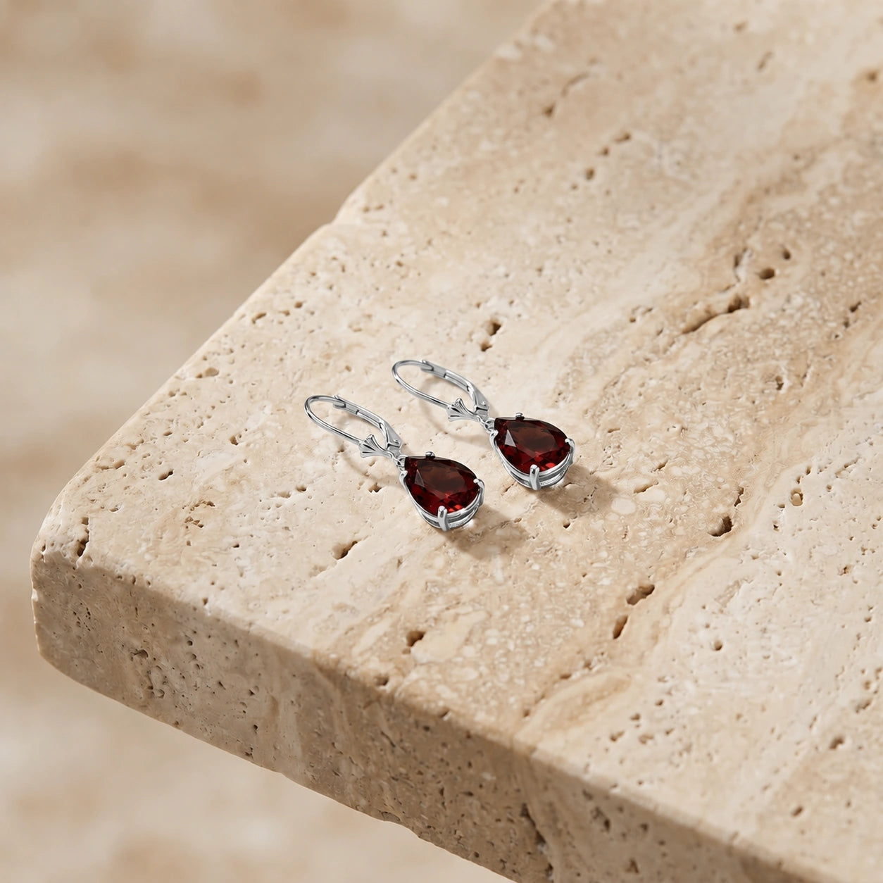 White Gold Garnet — Mariacinzia