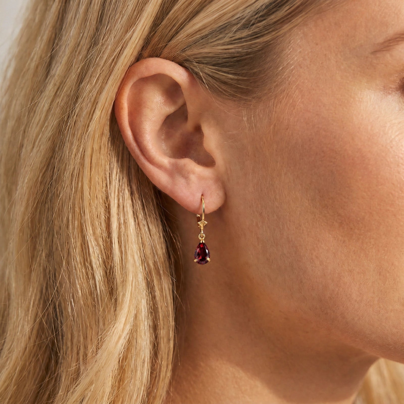 Yellow Gold Bloom Earrings Garnet 10K — Eugenia