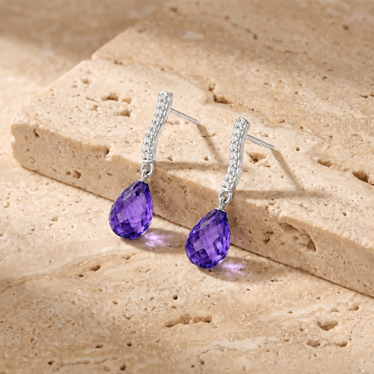 White Gold Earrings Green Amethyst 10K — Dorotea