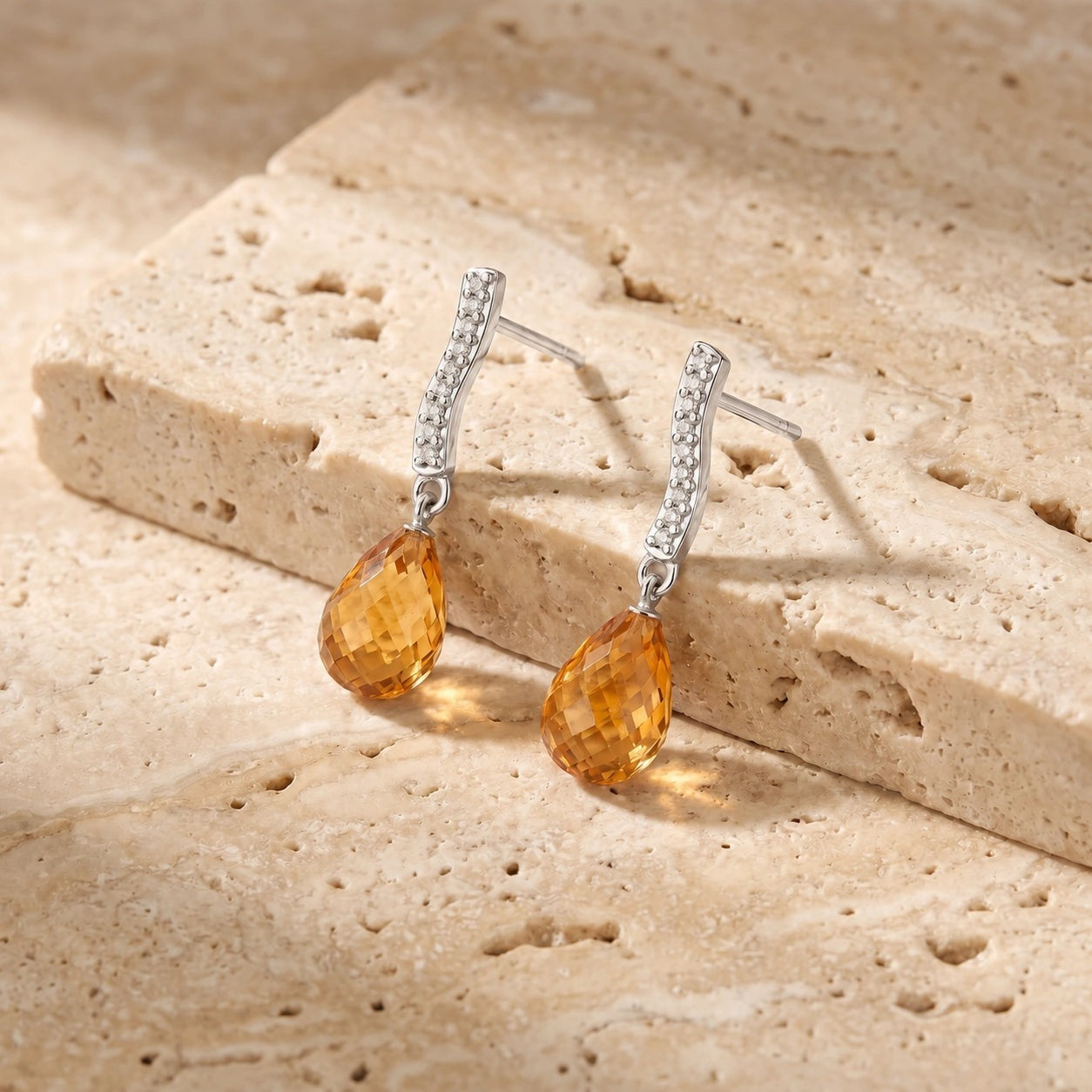 White Gold Earrings Citrine 10K — Dorotea