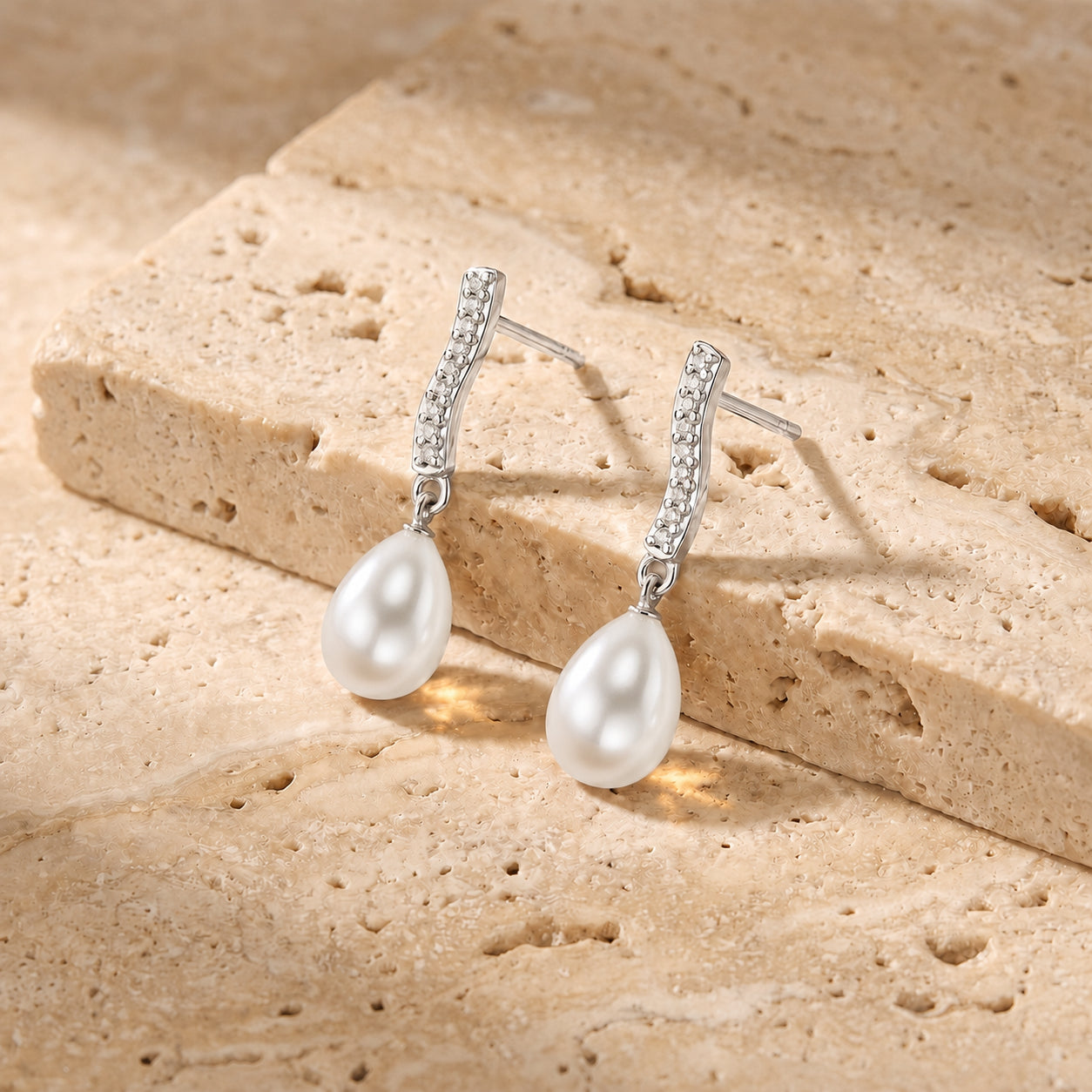 White Gold Earrings White Topaz 10K — Dorotea