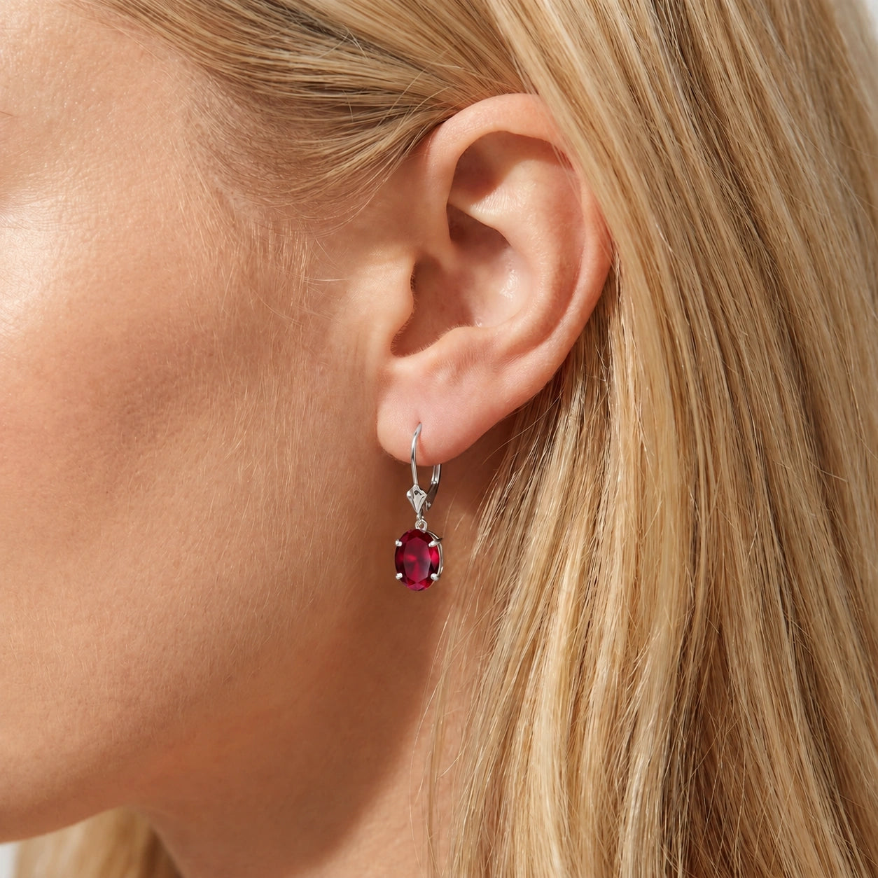 White Gold Ruby — Mariacleofe