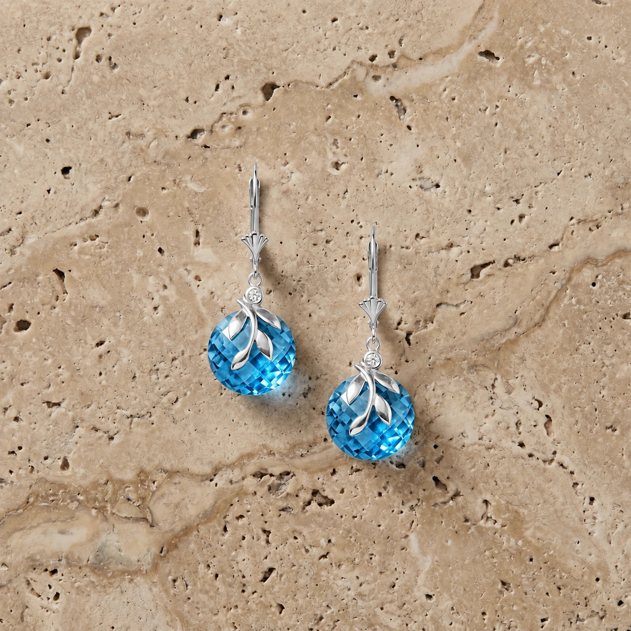White Gold Diamond & Blue Topaz — Mariaclotilde