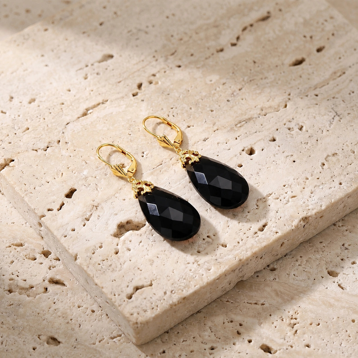 Yellow Gold Black Onyx — Mariacolomba