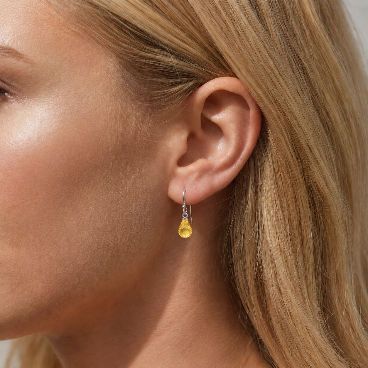 White Gold Citrine — Mariacolombina