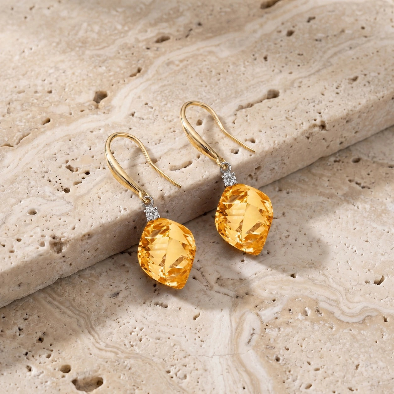 Yellow Gold Earrings Citrine 10K — Albertina