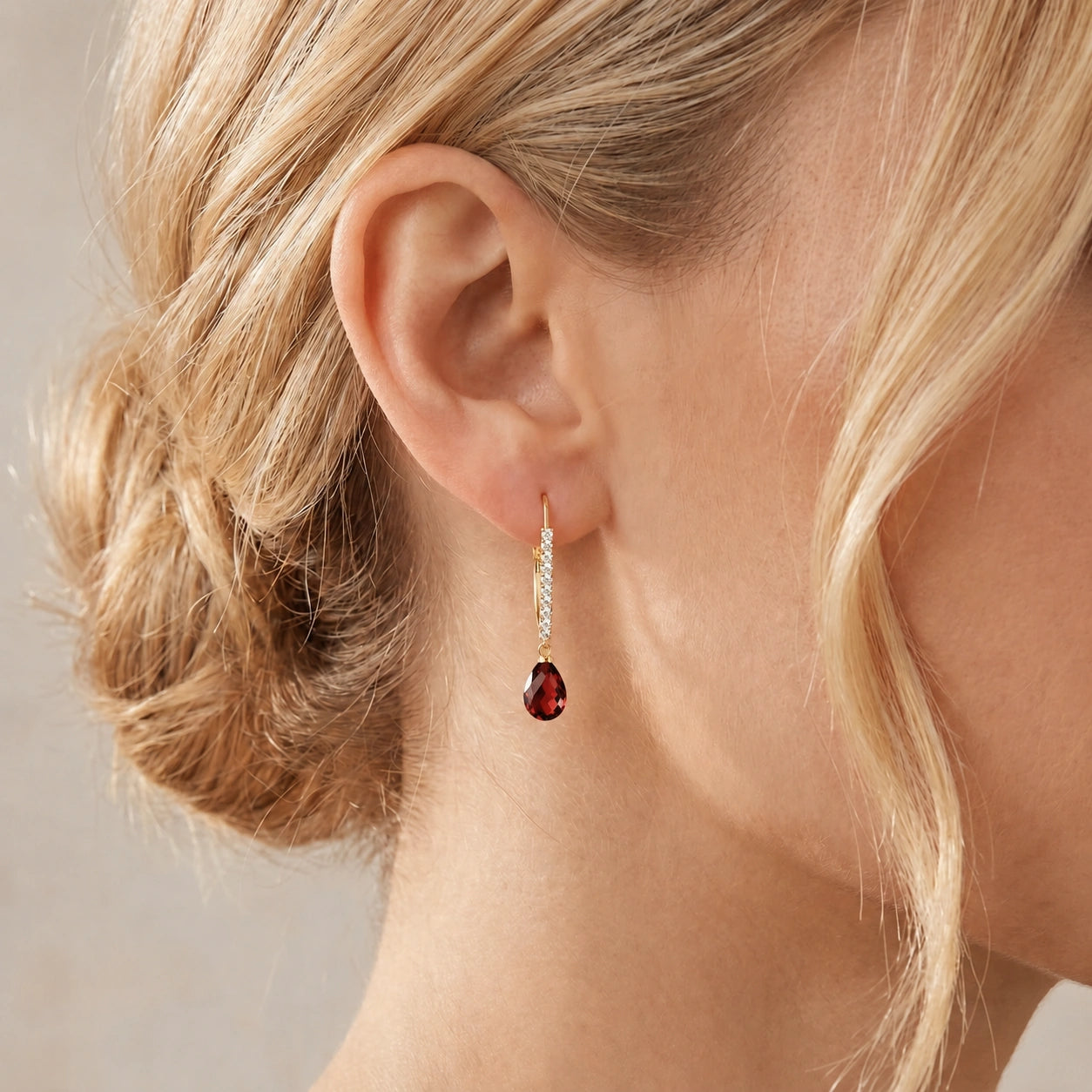 Yellow Gold Heritage Earrings Garnet 10K — Angela