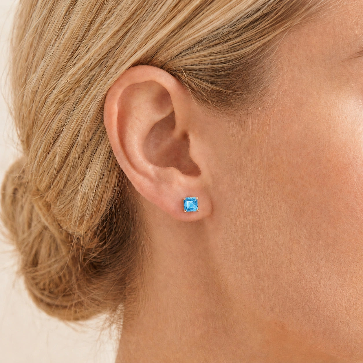 Rose Gold Blue Topaz — Mariacunegonda