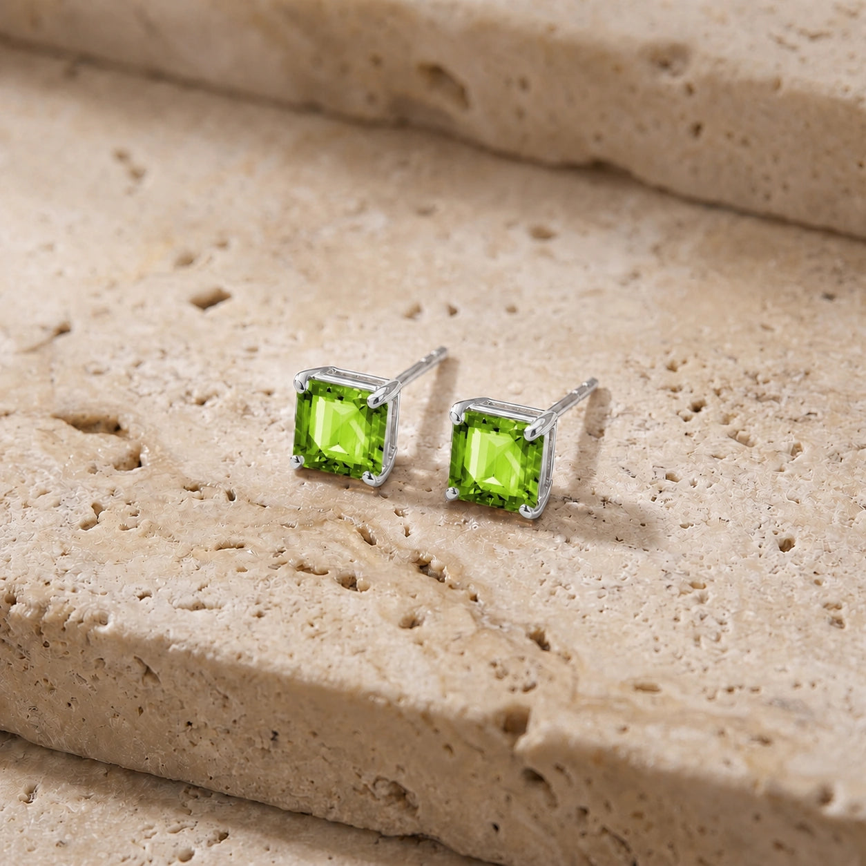 White Gold Peridot — Mariacunegonda