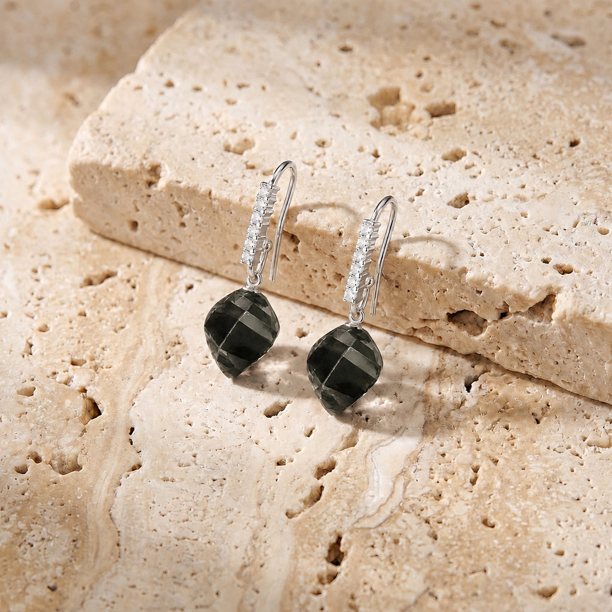 White Gold Earrings Sapphire 10K — Giovannina