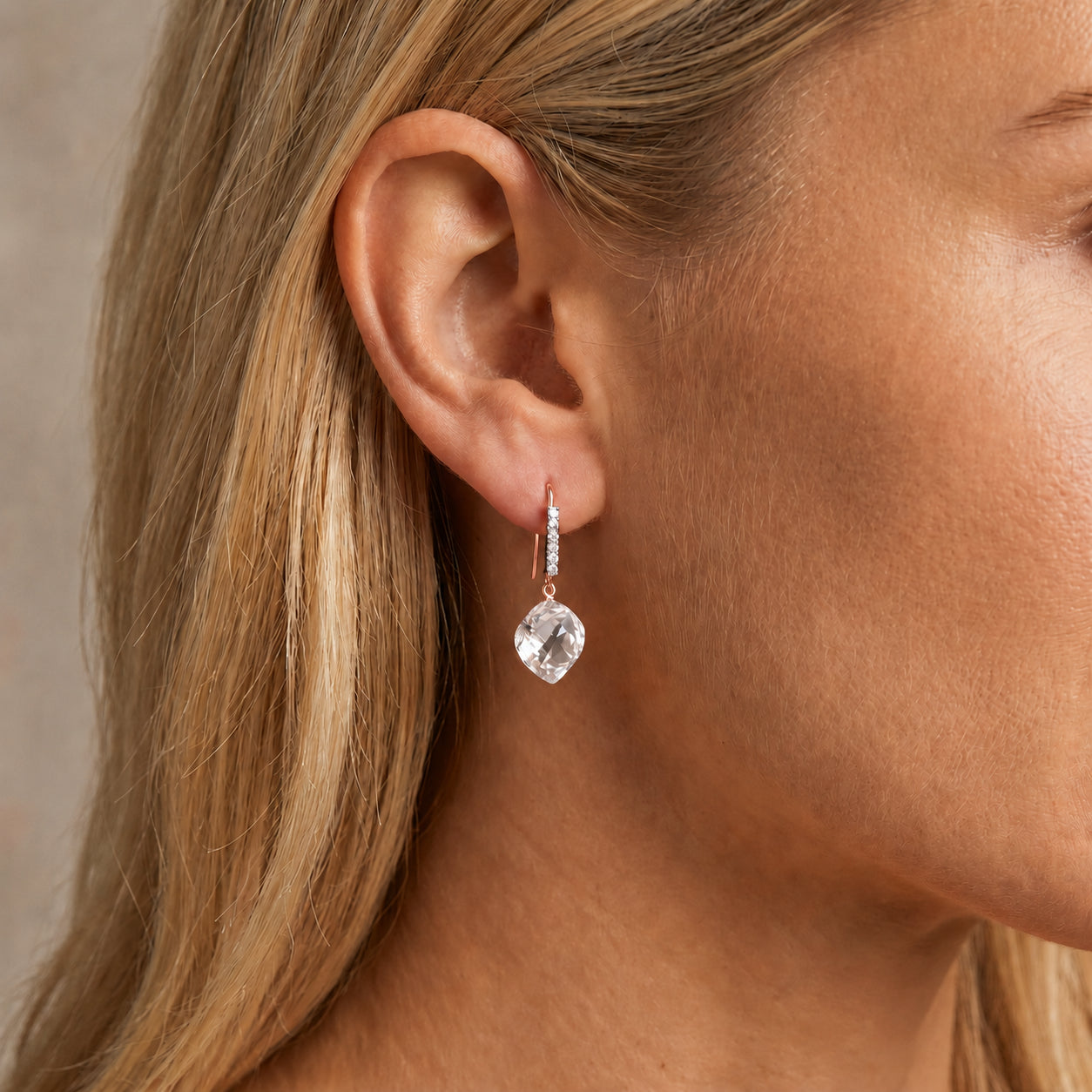 Rose Gold Earrings Emerald 10K — Giovannina
