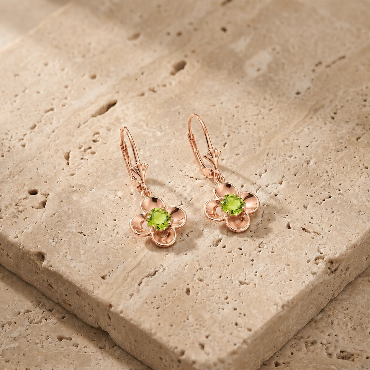 Rose Gold Belle Earrings Peridot 10K — Diamante