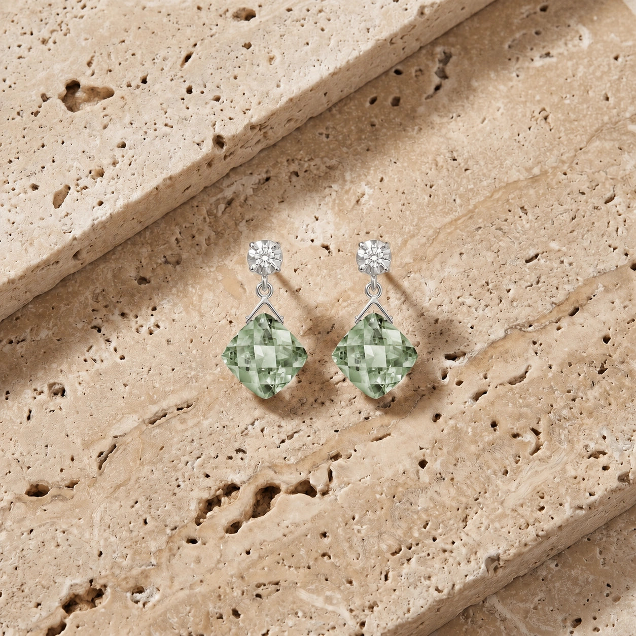 White Gold Diamond & Green Amethyst — Mariadelia