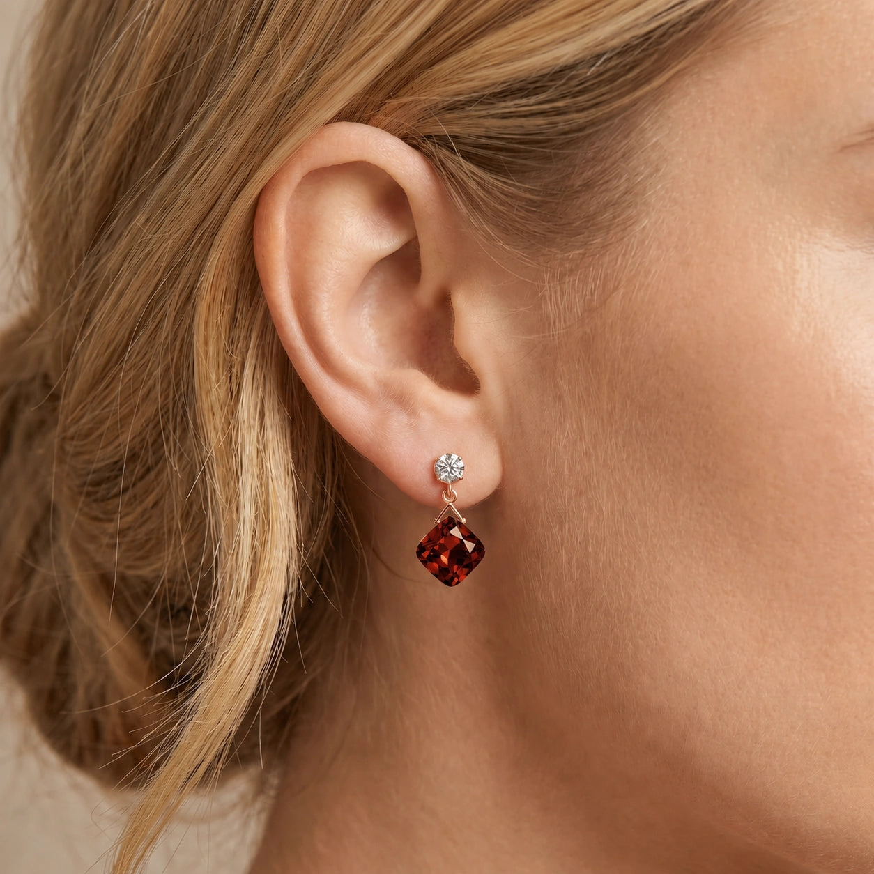 Rose Gold Garnet & Diamond — Mariadelia